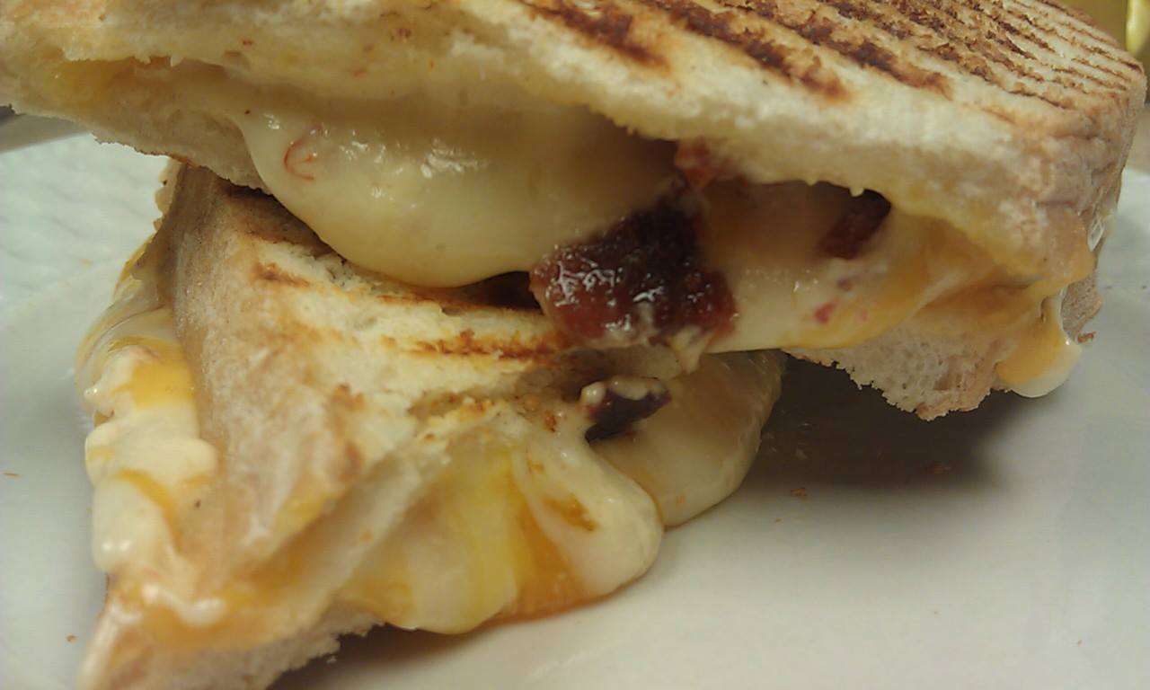 chipotle-bacon-grilled-cheese